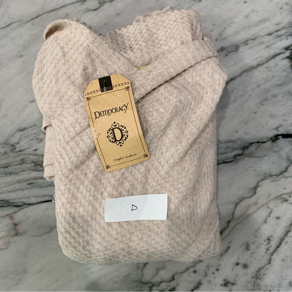 NEW Democracy Ribbed Asymmetrical Sweater – Size L – Beige Knit Pullover - Picture 10 of 10